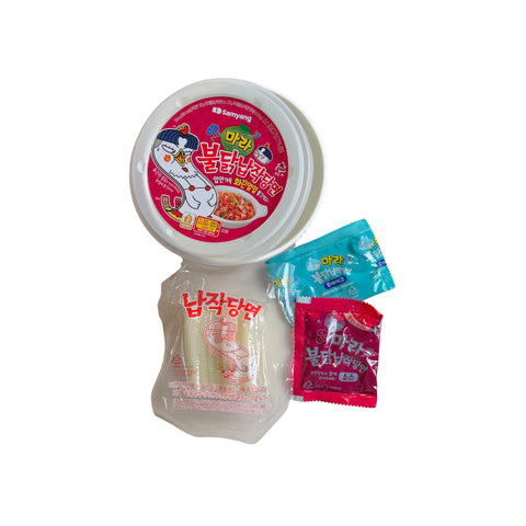 Samyang Dangmyeon Mala Spicy Buldak Topokki Reiskuchen 155g