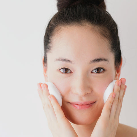 Skin1004 Madagascar Centella Tone Brightening Cleansing Gel Foam 125ml