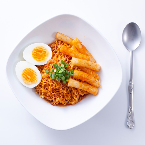 Wang Nudeln und Reiskuchen in Rosé Soße (Jolpokki) 355g